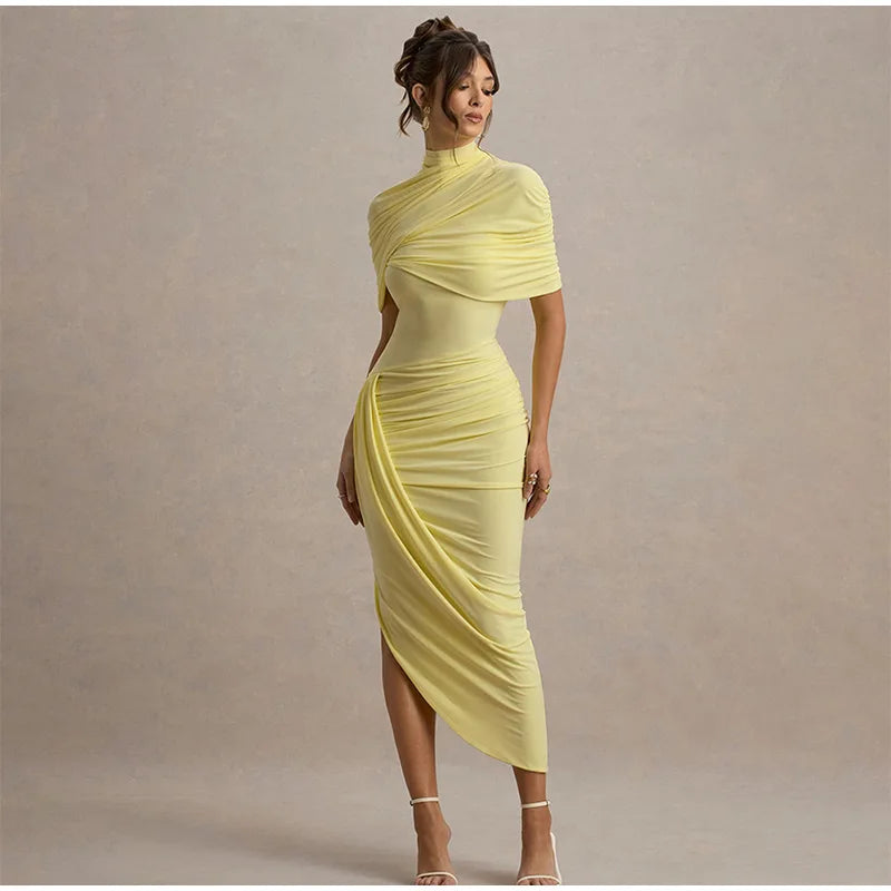 Vestido Rubí Sofisticado