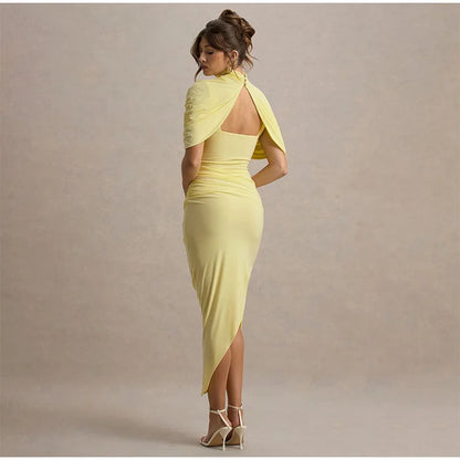 Vestido Rubí Sofisticado