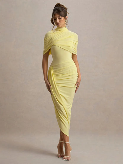 Vestido Rubí Sofisticado