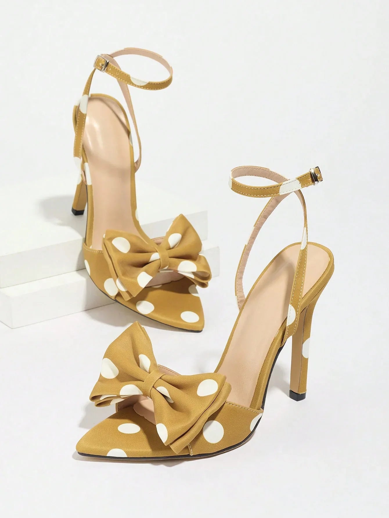 Chic Polka Dot Sandals