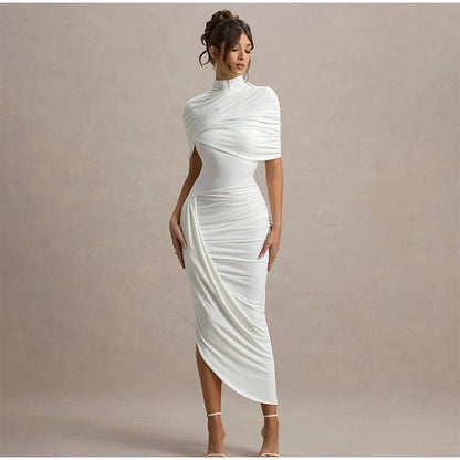 Vestido Rubí Sofisticado