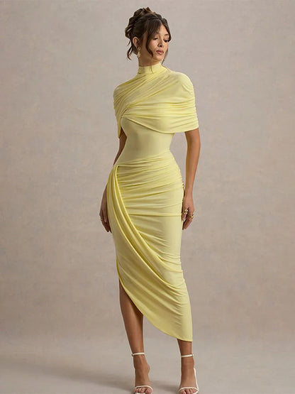 Vestido Rubí Sofisticado