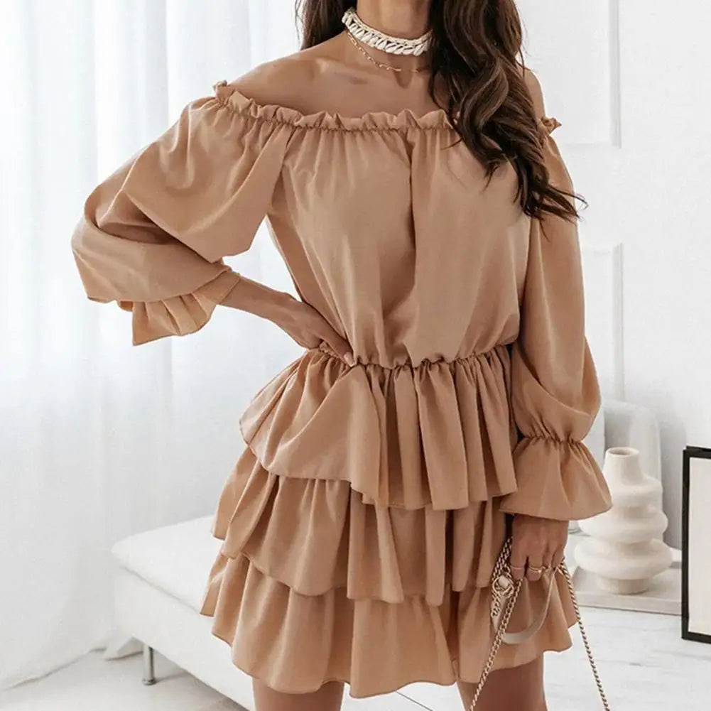 Vestido corto de Sabrina